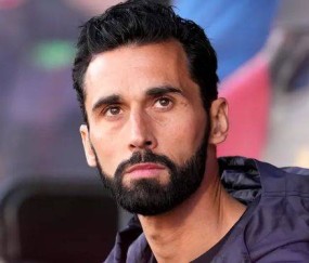 耻辱一败!皇马两大顶流彻底隐身,高薪巨星空有虚名难堪大任