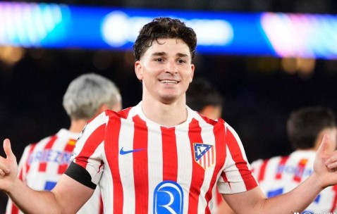 欧冠晋级局势骤变：巴萨主场意外落败，巴黎圣日耳曼震撼利物浦