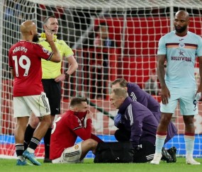 曼联铁闸伤退恐无缘战利物浦，或错失一纪录！新贝尔复出为卡里克解忧