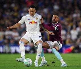 利兹联3-1胜伯恩利,英超最新积分榜揭晓:热刺处境更为严峻