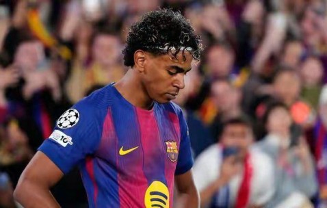 别吹新梅西了！16岁亚马尔被榨干，巴萨真正的灵魂是他？